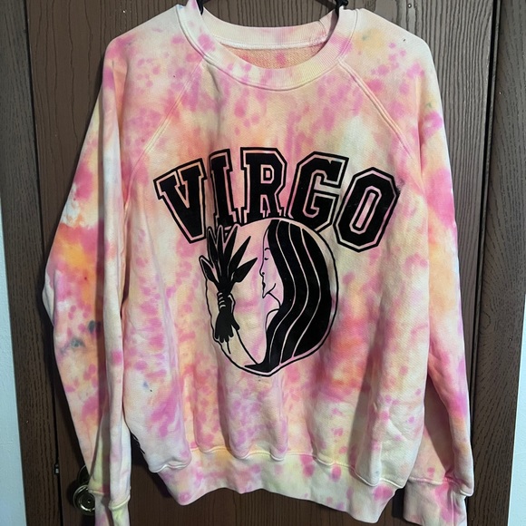 Good American Tops - 🌟 Oversized Good American “Virgo” tye dye crew